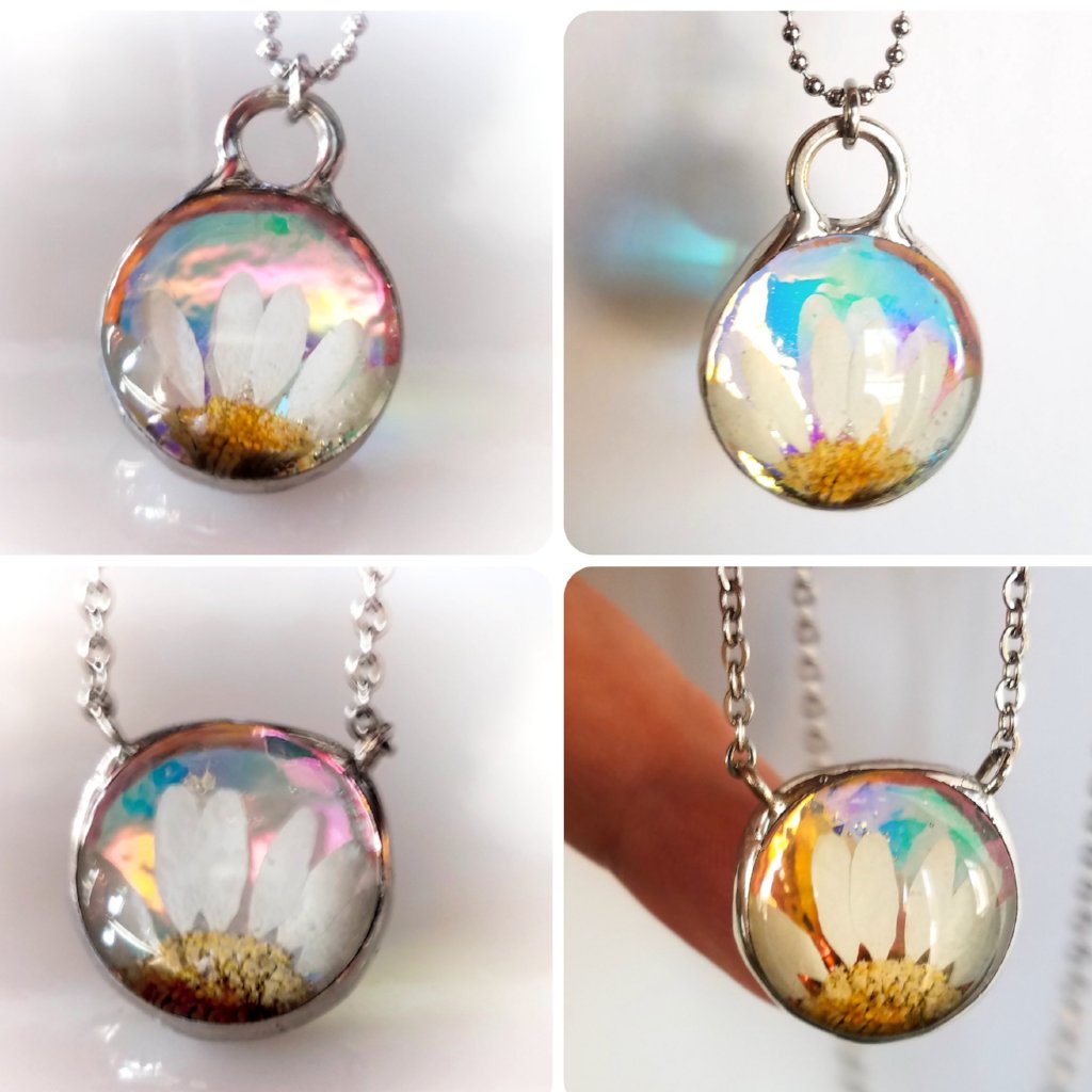 White Daisy Necklace Floral Glass Botanical Jewelry